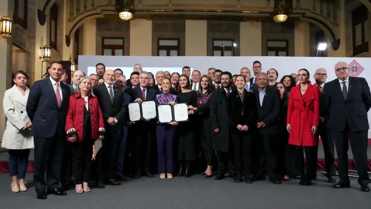40 horas… pero hasta 2030: Sheinbaum presume reforma laboral mientras posterga el beneficio cuatro años