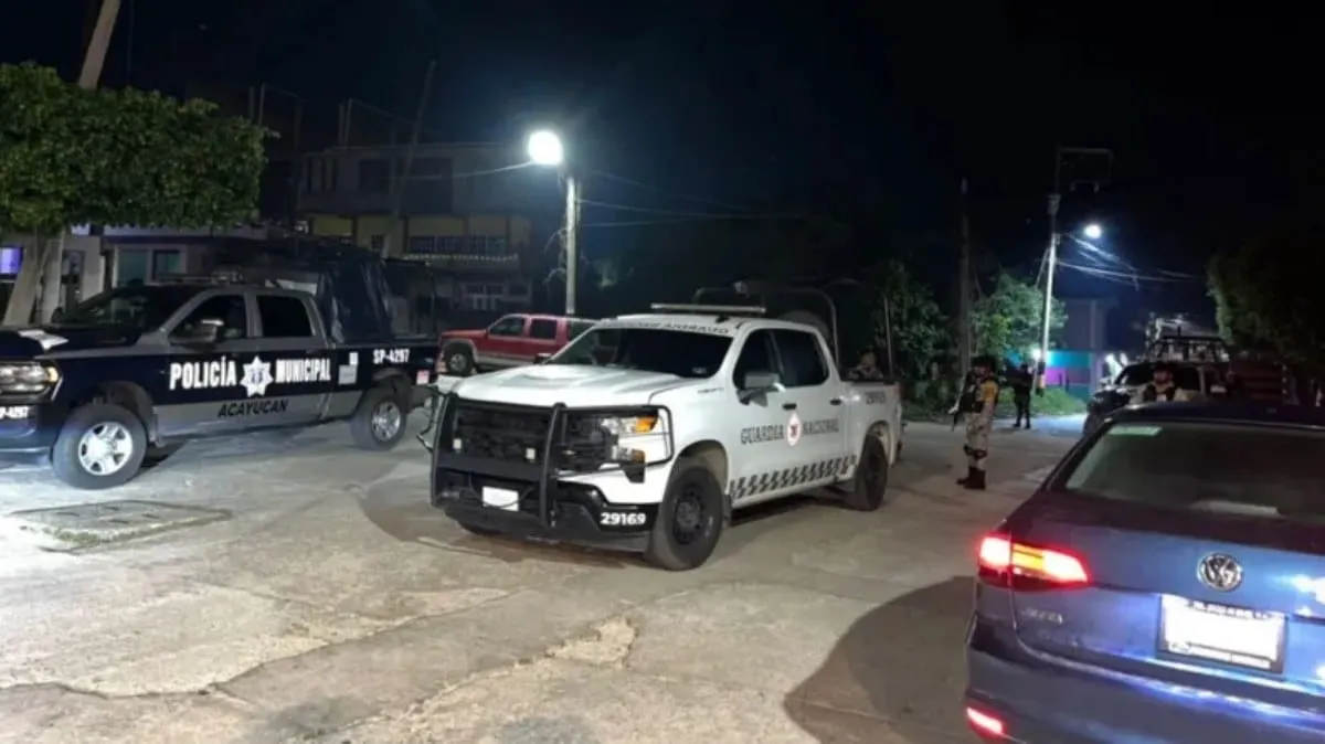 Hallan a cuatro hombres descabezados en rancho de Sayula de Alemán, Veracruz