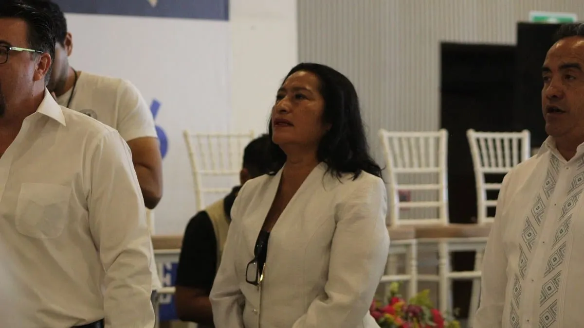 Ciudadanía organizada, eje del futuro de Acapulco: Abelina López