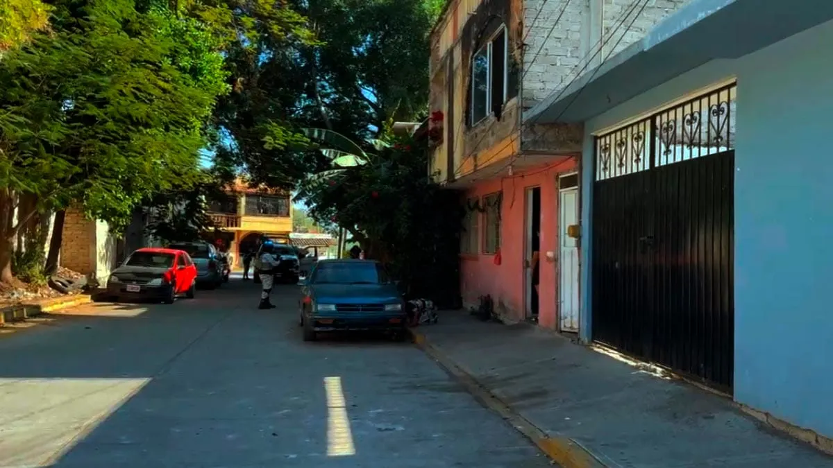 Hombre es asesinado a balazos en la colonia Insurgentes de Iguala