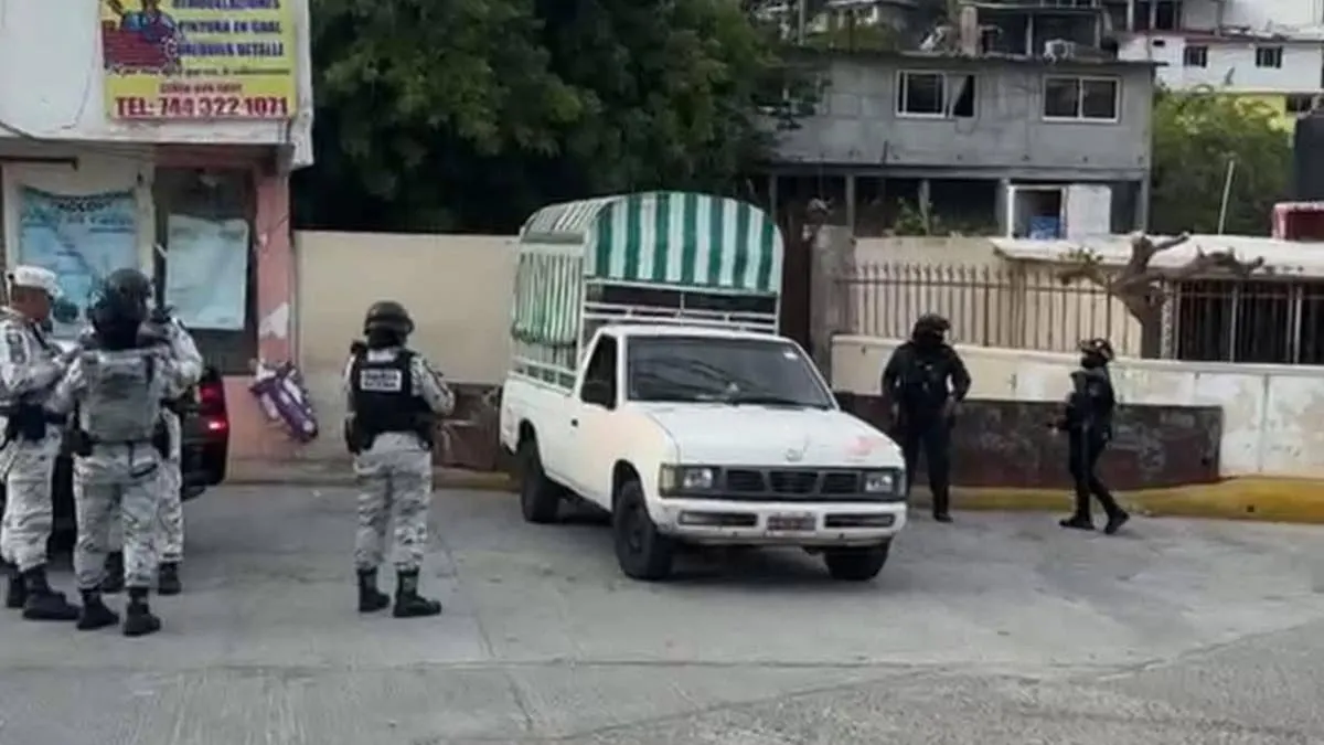 Persecución y balacera en Chinameca, Acapulco.