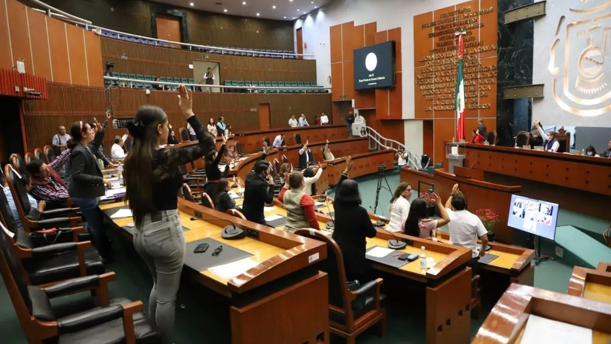 Morena pospone relevo en la Jucopo; Pablo Amílcar señala incertidumbre interna