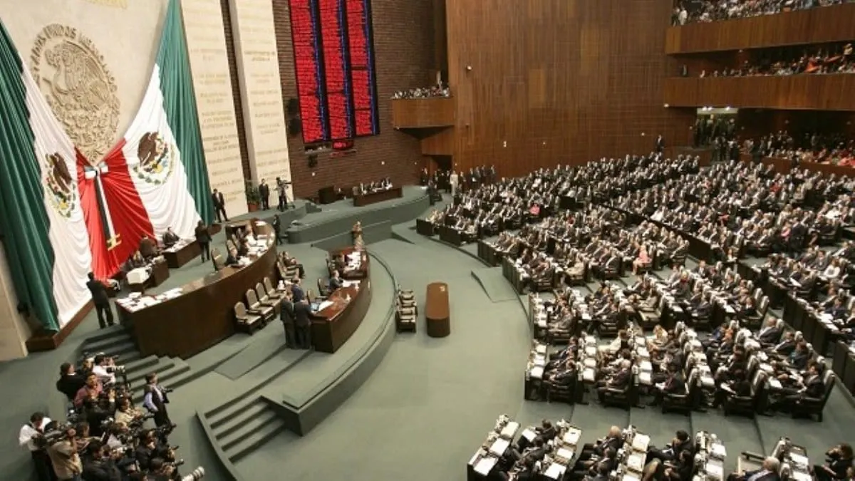 Diputados aprueban en comisiones reducción gradual de 48 a 40 horas laborales; pasará al Pleno