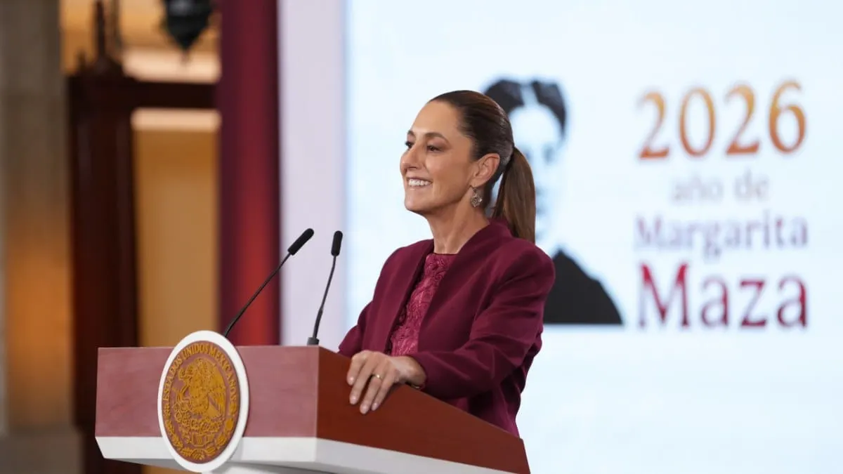 Sheinbaum, conectar al país con trenes.