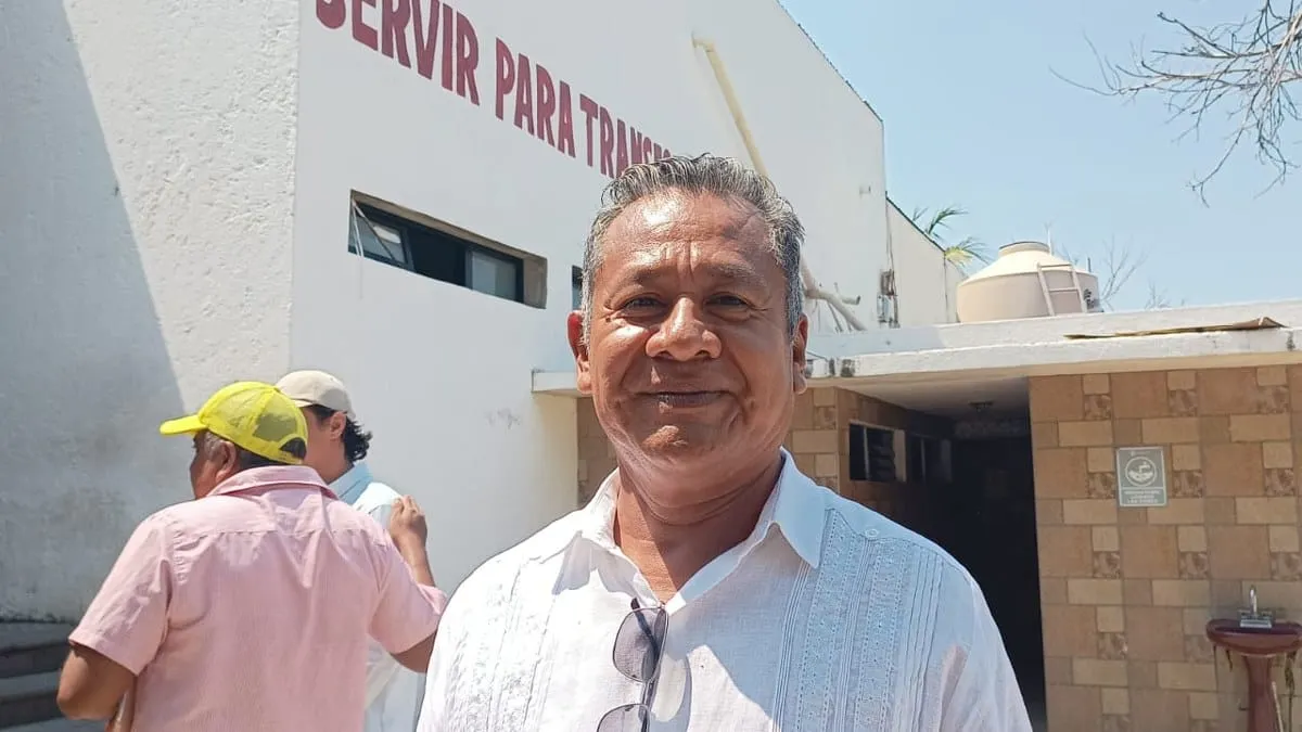 Pide Genaro Vázquez combatir el número de funcionarios corruptos