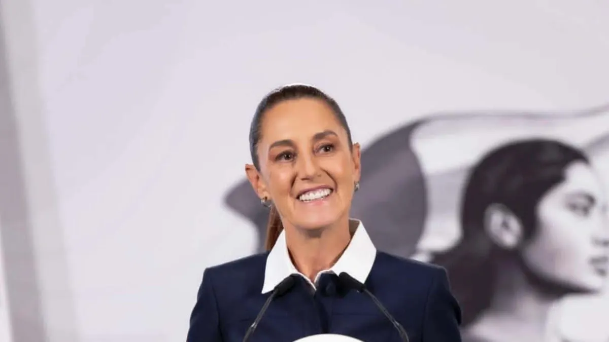 La presidenta plantea tijeretazo a regidurías y congresos locales.