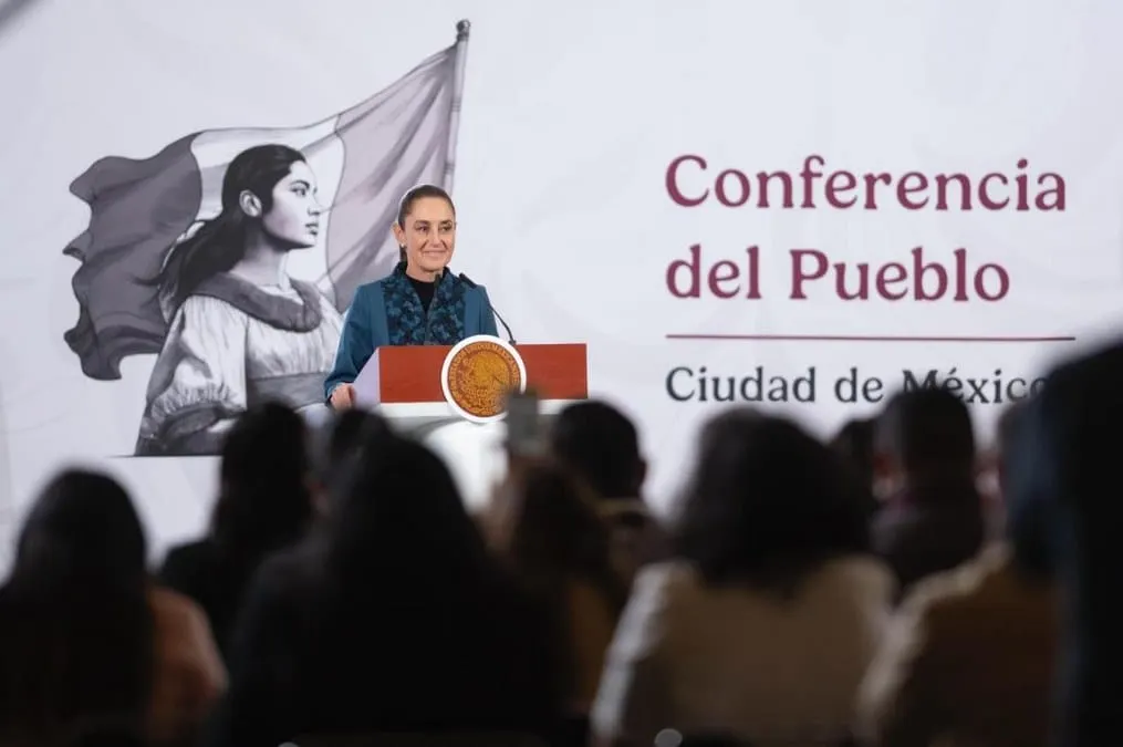 Sheinbaum se pone 'clínica' con Monreal: "¿Cicatrices? Yo no veo ninguna".