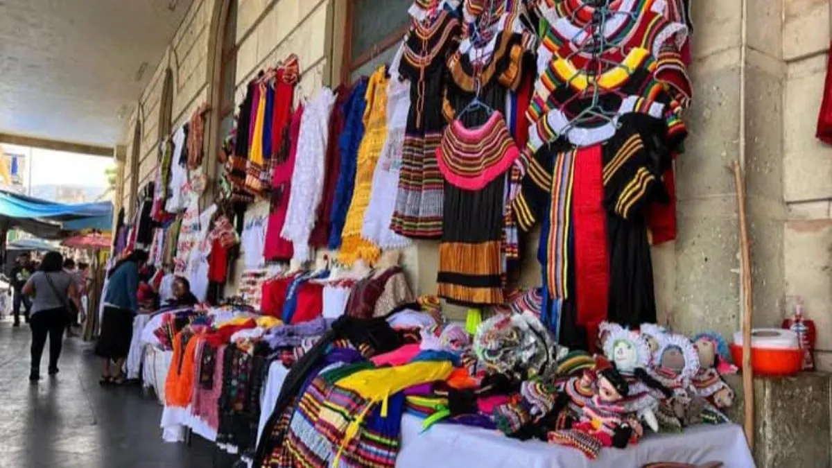 Expo artesanal reúne a municipios de Guerrero en Palacio de Cultura de Chilpancingo