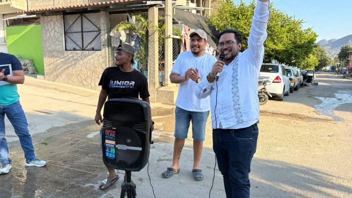 Llama Moisés Reyes a no usar recursos públicos en contienda interna de Morena