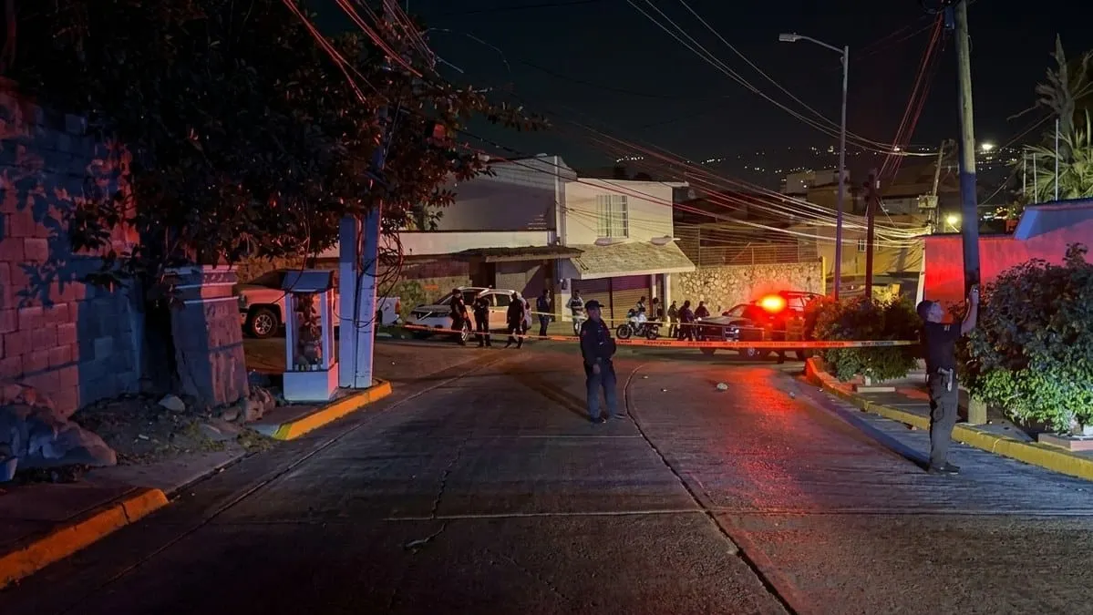 Balean a un hombre en la Costera Vieja de Acapulco