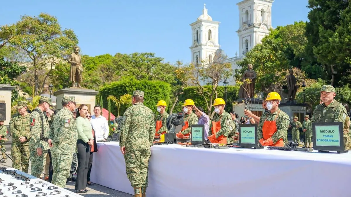 Evelyn Salgado encabeza eliminación de armas decomisadas en Guerrero