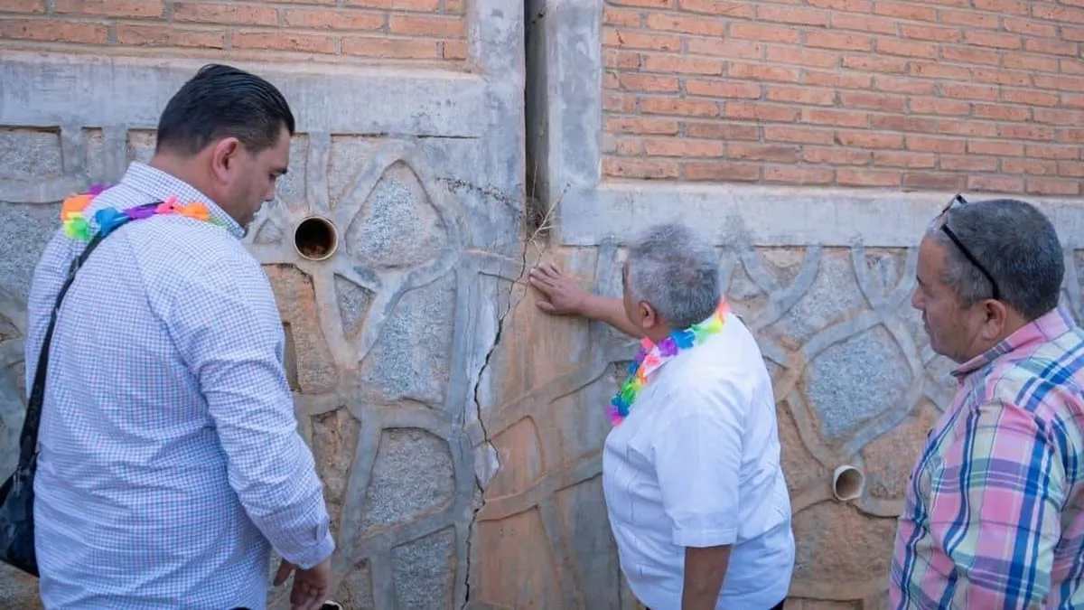 Alcalde de Chilpancingo anuncia obras en kínder de Cajelitos tras visita al plantel