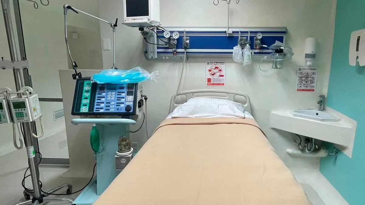 Congreso de Guerrero analiza regular hospitales privados