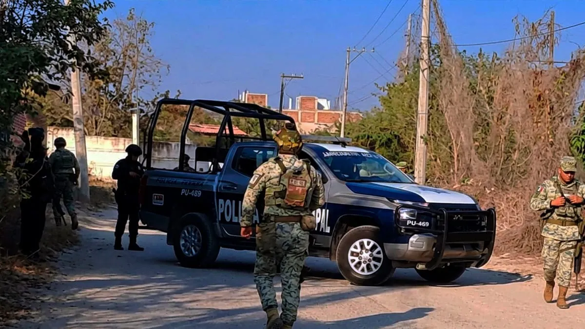 Abandonan cuerpo embolsado rumbo a La Testaruda en Acapulco