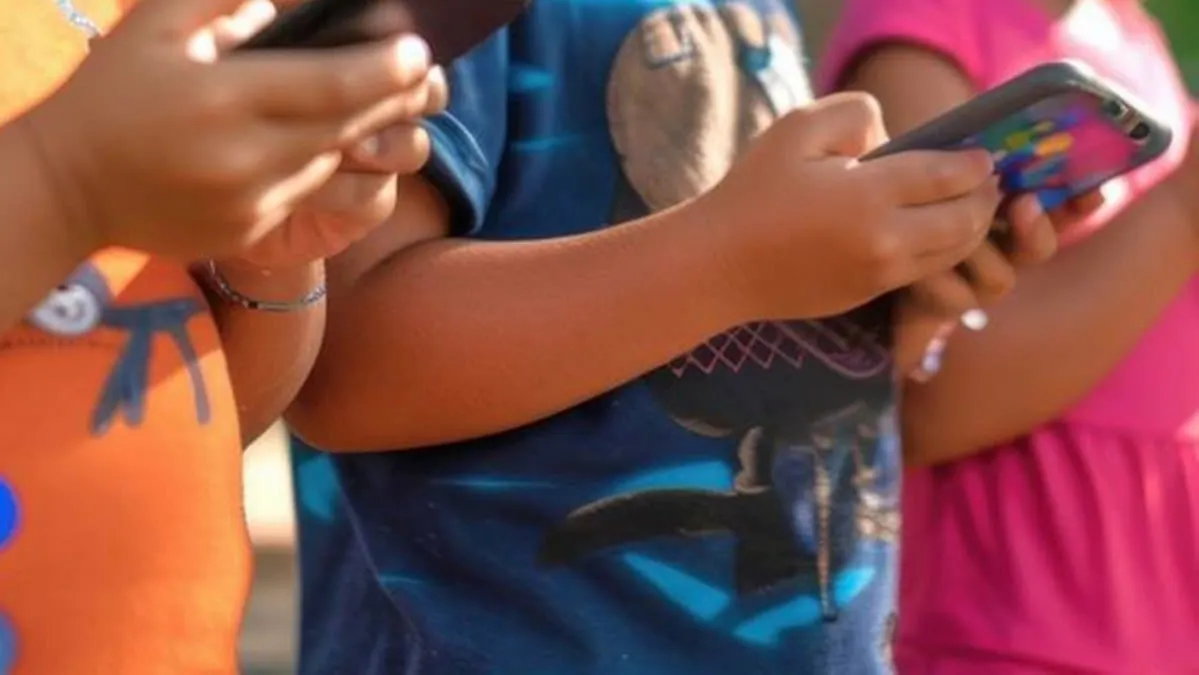 ¿Están las pantallas destruyendo su capacidad mental o solo es un cambio de paradigma?