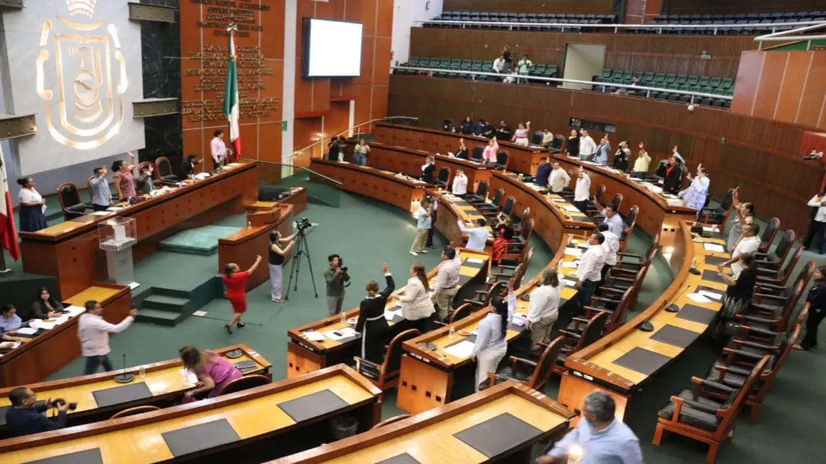 Evelyn Salgado propone eliminar a Figueroa del calendario cívico e incluir a Lucio Cabañas