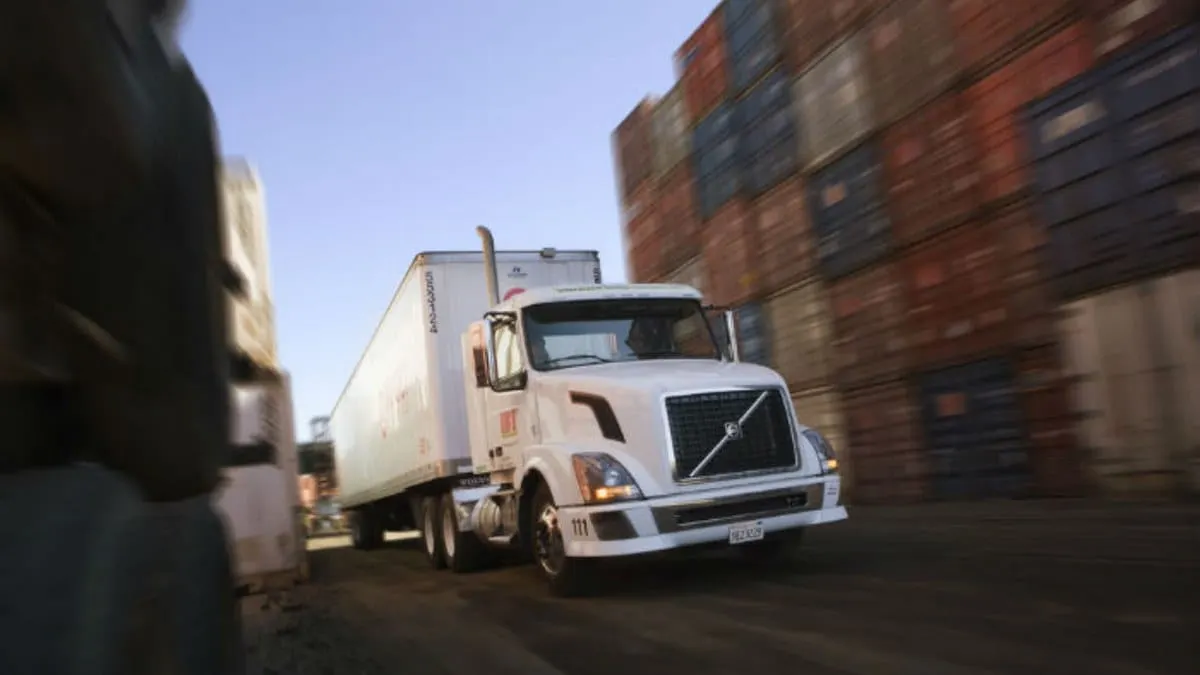 CONATRAM: faltan 100 mil operadores de transporte; inseguridad en carreteras los ahuyenta