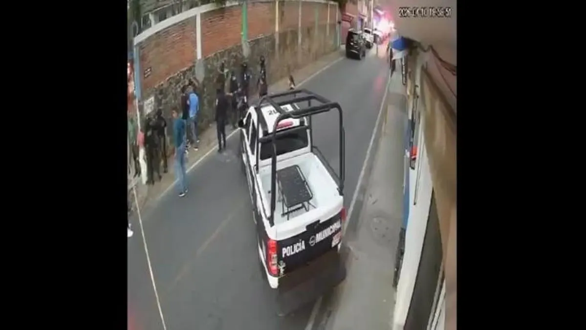 El abogado Froylán Salazar fue detenido bajo acusaciones de portar armas y narcóticos.