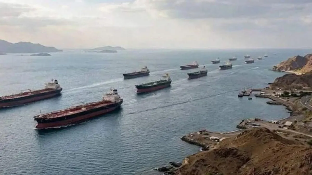 Alerta por minas en Ormuz: tráfico cae y EU cuestiona control iraní del paso