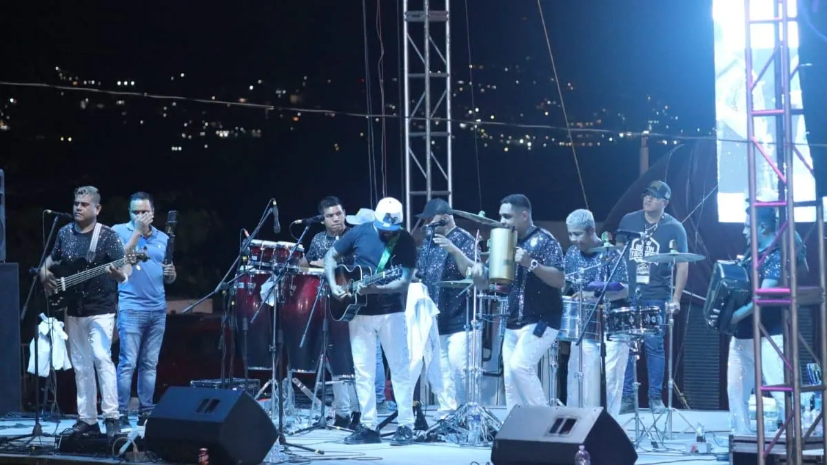 Jaripeo y Bertín Gómez Jr. cierran cinco días del Jolgorio Acapulqueño 2026