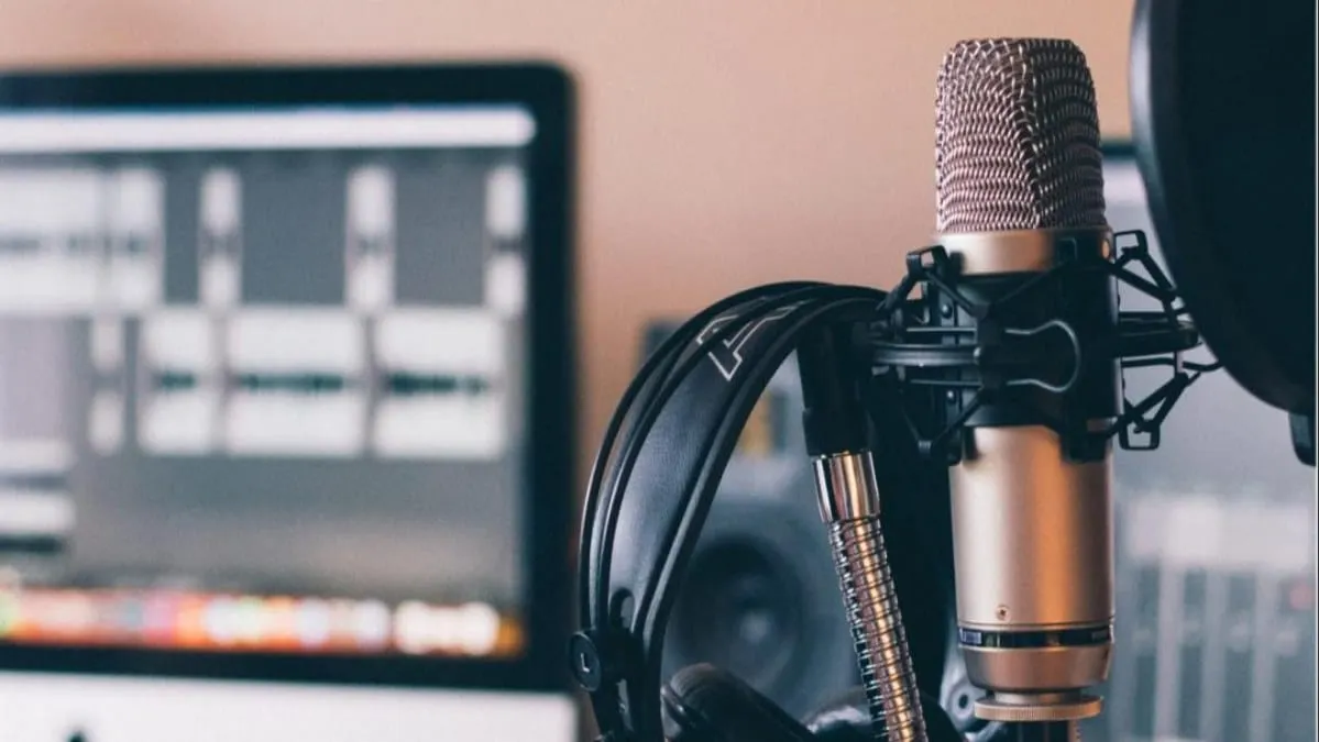 La voz también se defiende: nuevas reglas frente a la IA alcanzan al doblaje y apuntan a locutores