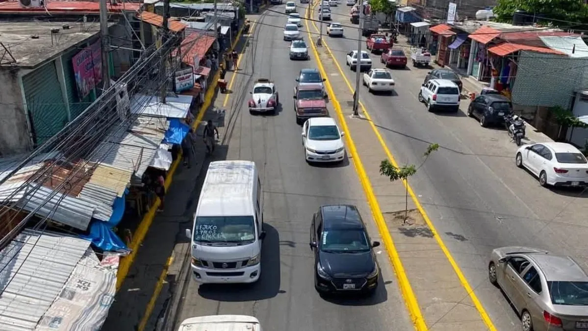 Libera Ayuntamiento espacio público sobre Lázaro Cárdenas de Acapulco