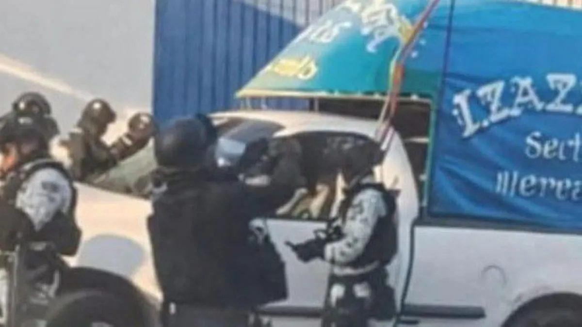 Ataque a camioneta de pasajeros deja dos heridos en Acapulco