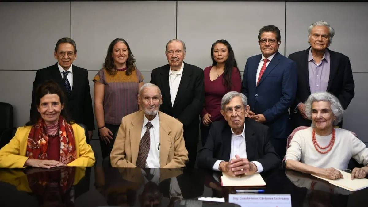 Nuevo plan para Pemex: Cuauhtémoc Cárdenas quiere menos gas quemado y refinerías modernizadas