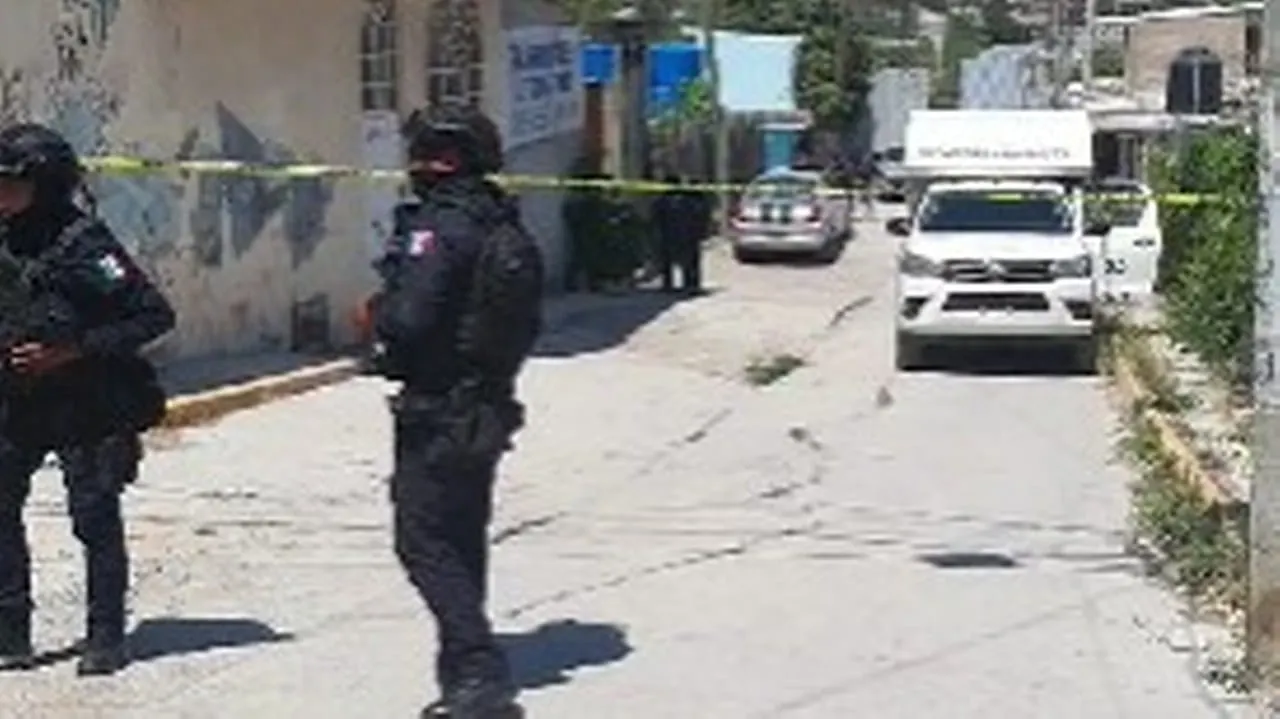 Accidente fatal en taller: un vehículo cayó y mató a mecánico en Chilpancingo