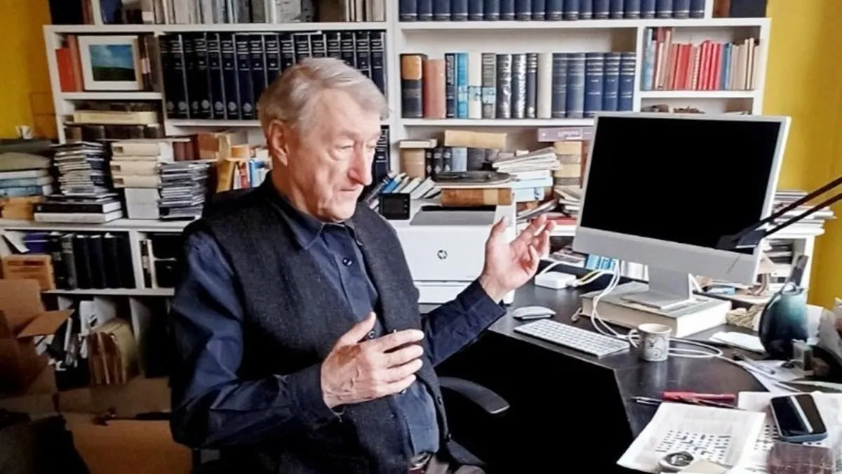 Barnes desafía la tesis de Proust, afirmando que la memoria es un proceso de "imaginación".