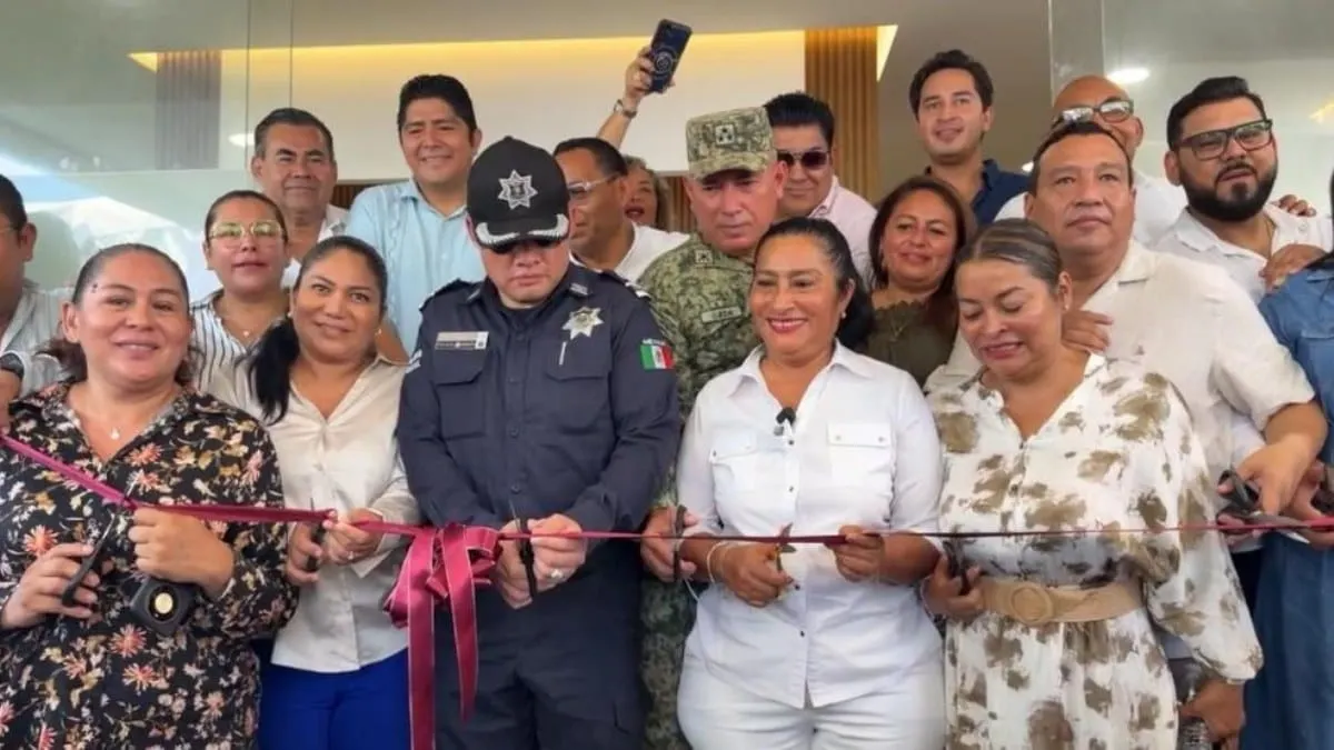Abelina López inaugura rehabilitación integral de la SSP en la colonia Progreso de Acapulco