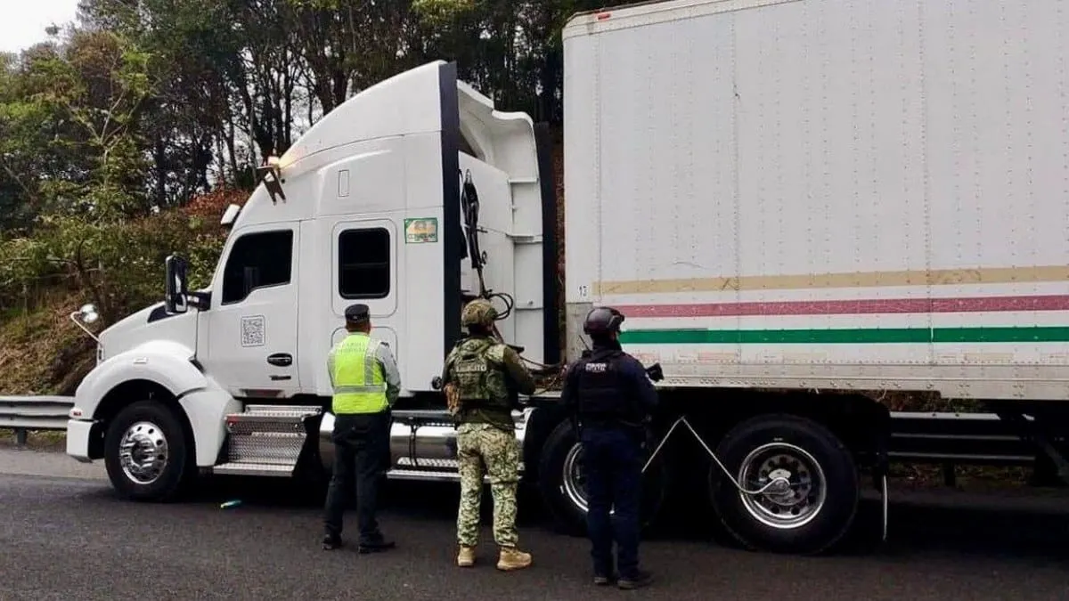 “Viajar de noche ya no se puede”: transportistas denuncian crisis en rutas de Veracruz y Tabasco