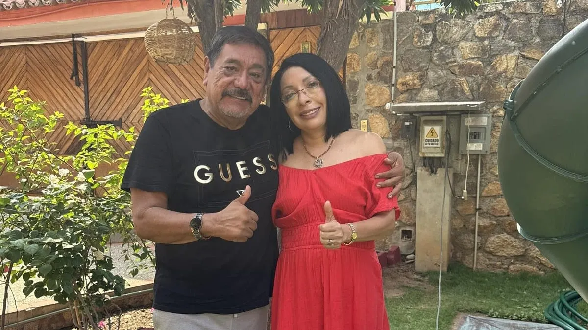“Paisanito” y “paisanita”: Félix Salgado y Esthela Damián se reúnen en Guerrero