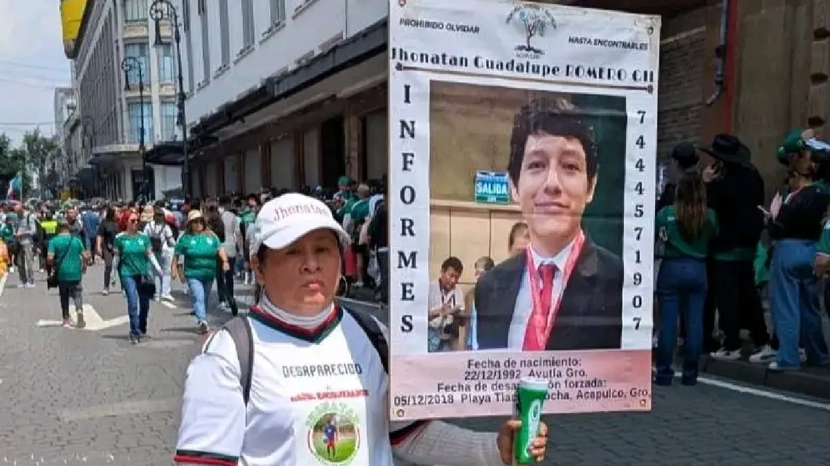 Socorro Gil halla el cuerpo de su hijo, Jonathan, desaparecido en Acapulco