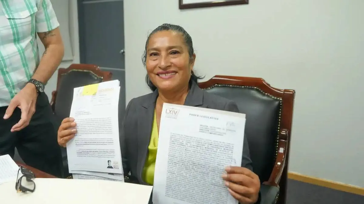 Abelina López pide licencia y entra a la contienda de Morena por Guerrero en 2027