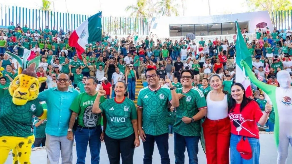 Asiste Abelina López a la transmisión del Mundial en el Parque Papagayo de Acapulco