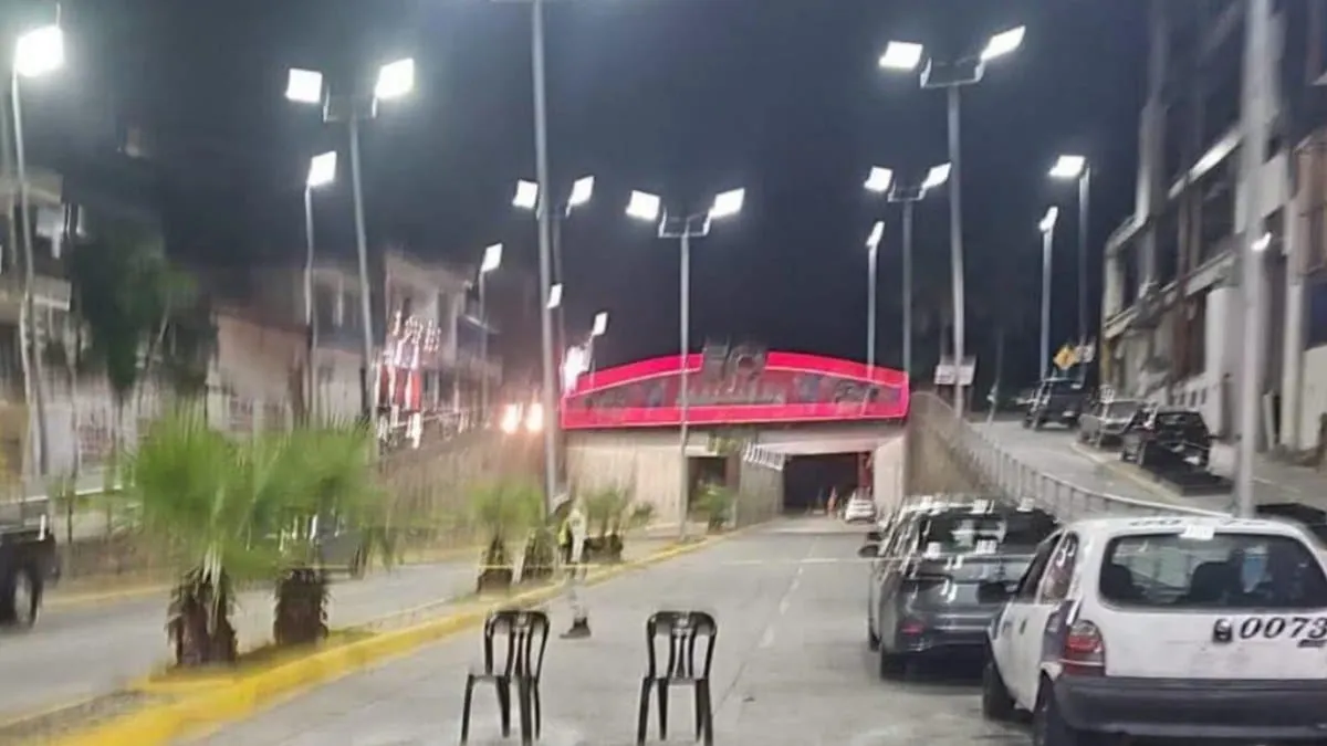 Motociclista muere tras derrapar en Sinfonía del Mar en Acapulco