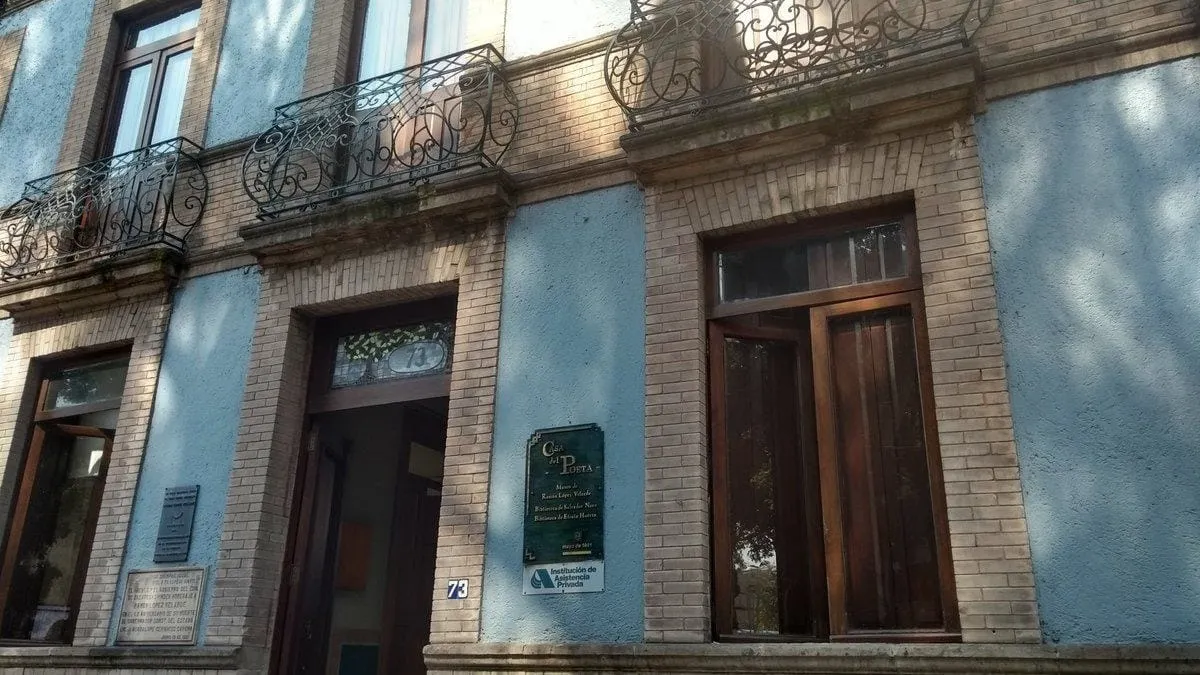 No funcionará como cabaret y su oferta estará ligada a presentaciones de libros y lecturas de poesía.