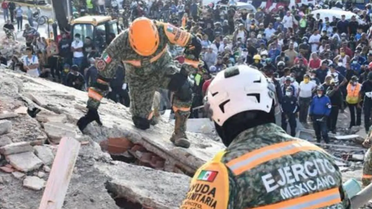 Rescatistas mexicanos enfrentan en Venezuela una de sus misiones más difíciles tras los terremotos