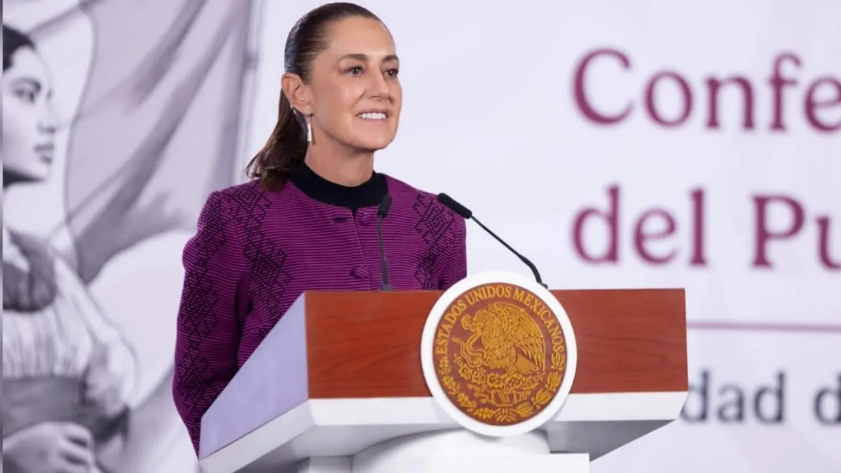 Alerta Sheinbaum por el exceso de pantallas en menores y plantea regular el uso de celulares