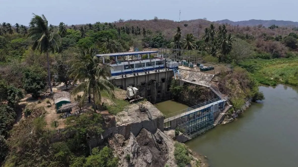 Por lluvias, suspende Capama suministro de agua en Acapulco
