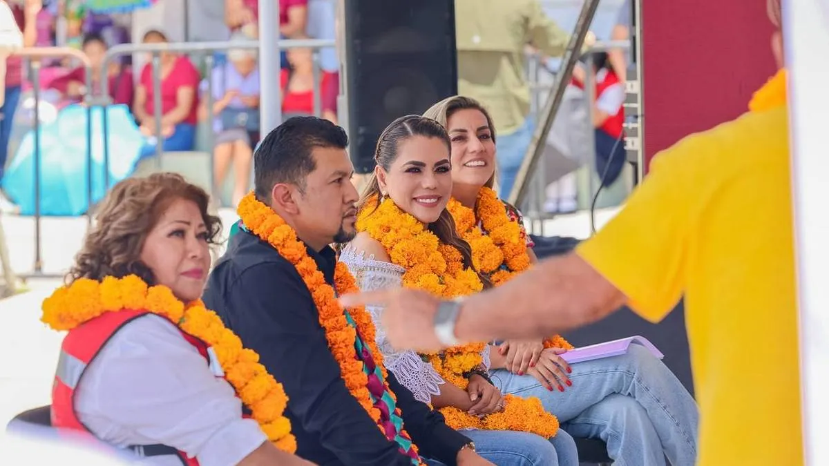 Entrega Evelyn Salgado boulevard de 2.1 kilómetros en Chichihualco; anuncian segunda etapa