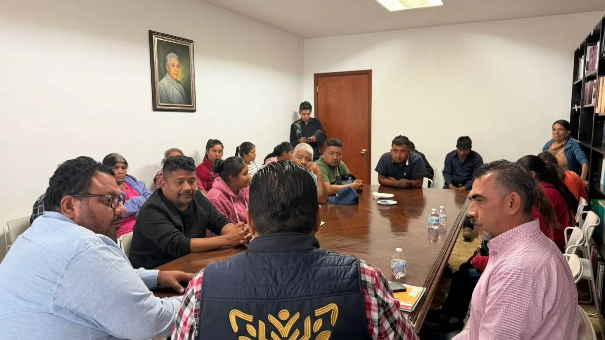 Gobierno de Guerrero atiende demandas de pobladores de Huitzapula