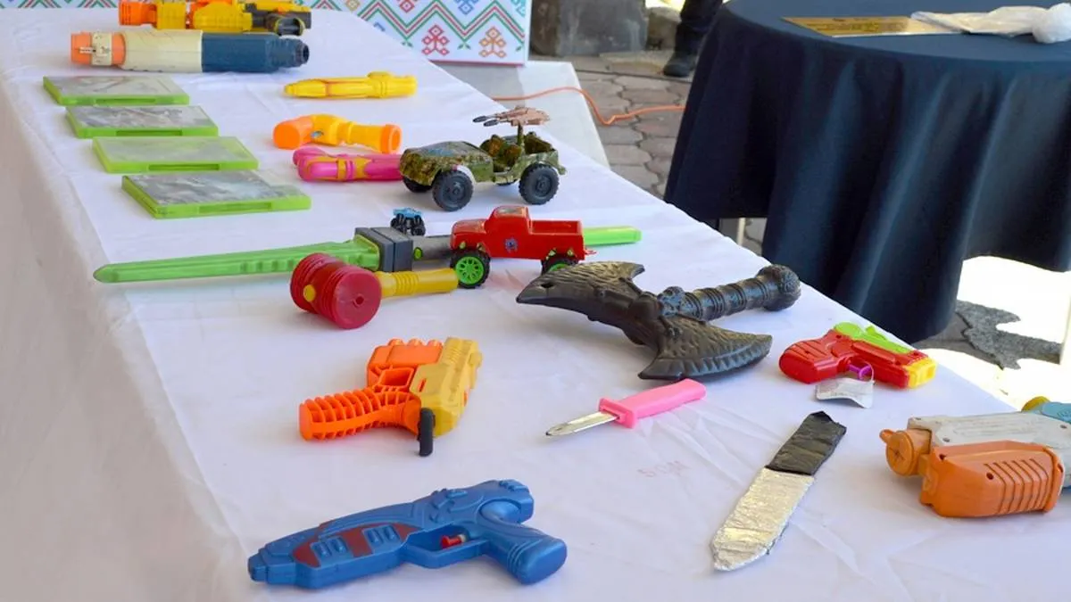 Congreso de Guerrero aprueba controles para juguetes bélicos