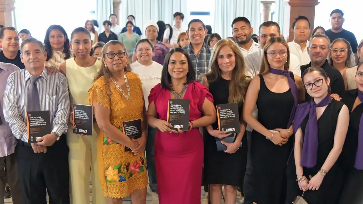 Beatriz Mojica llama a defender espacios de poder para las mujeres