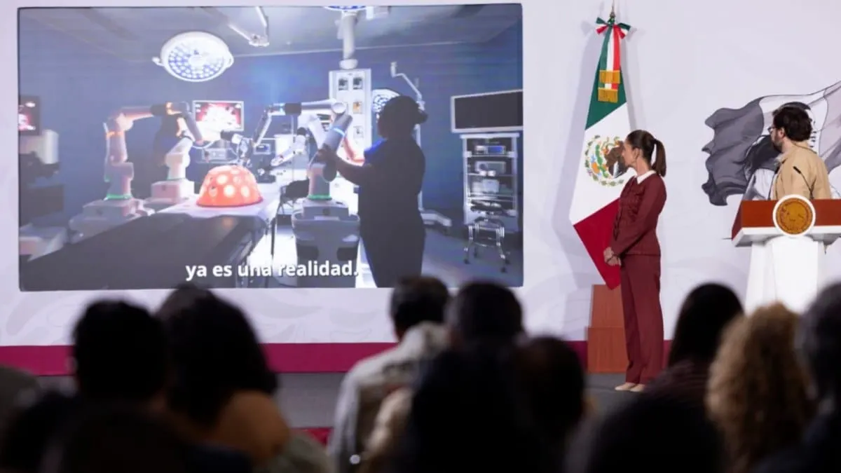 Sheinbaum expone avances en salud con apuesta por tecnología de alta especialidad