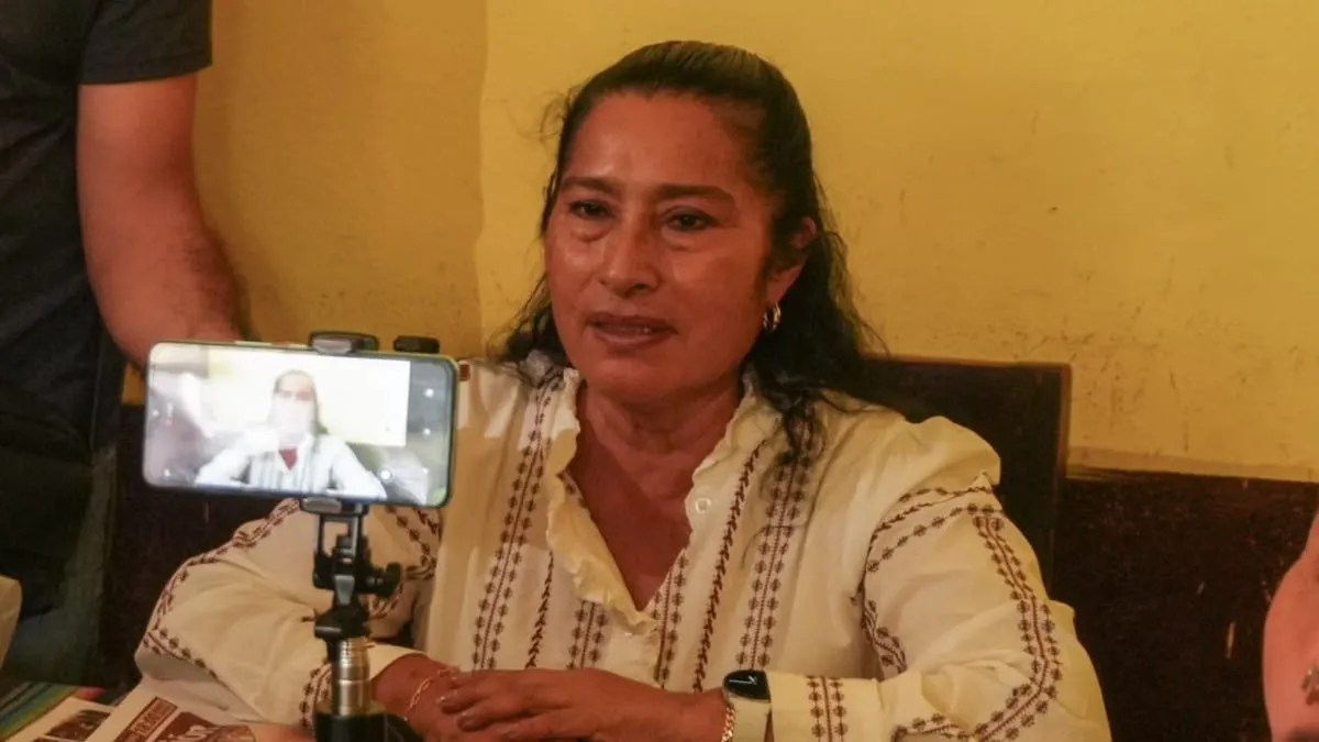 Abelina López  afirma: "La trayectoria debe pesar más que los discursos"