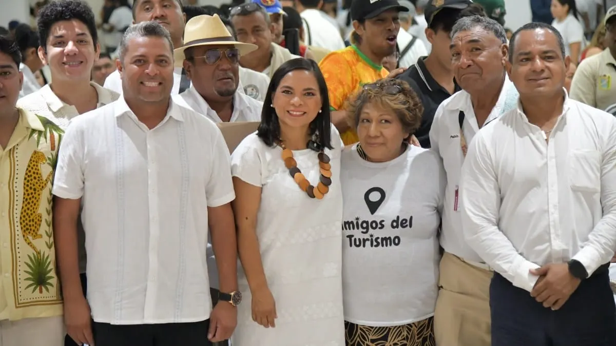 Beatriz Mojica suma respaldo de más de 500 trabajadores del sector turístico en Acapulco