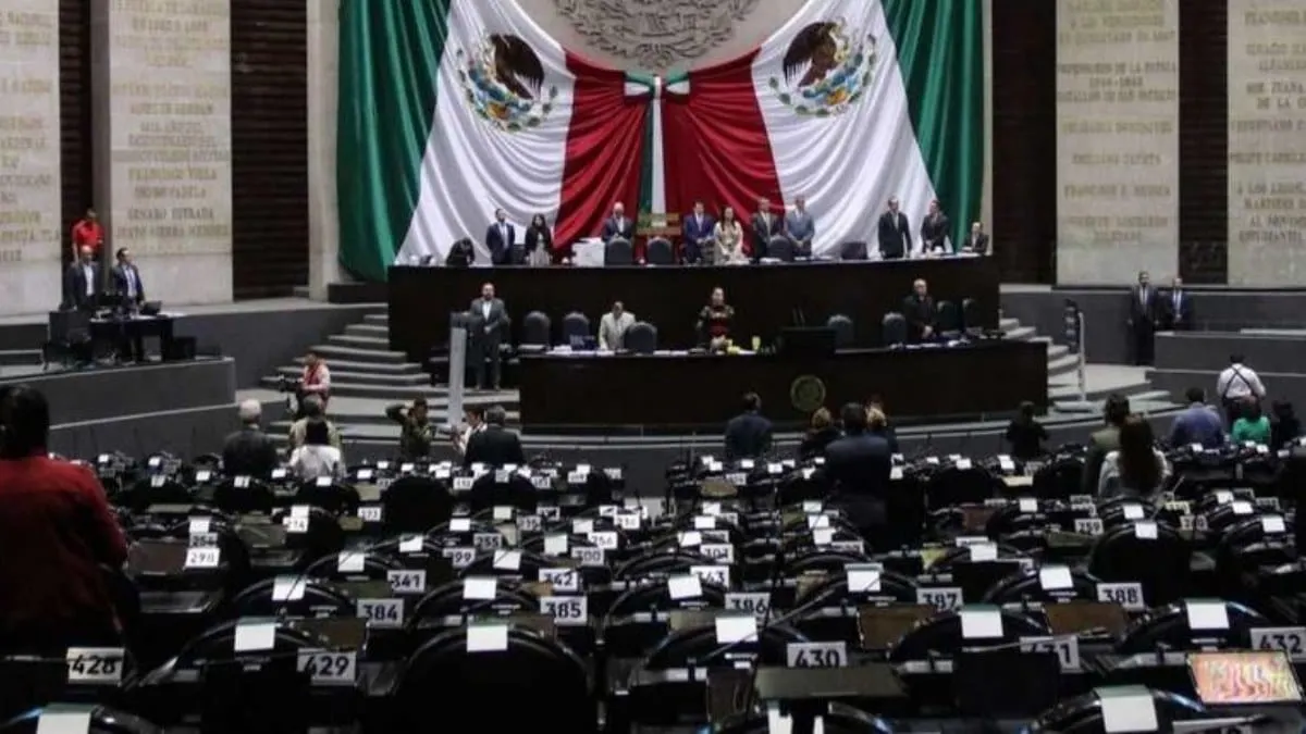 Un tijerazo a cuatro décadas de prestaciones y la oferta de los 52 mil pesos.