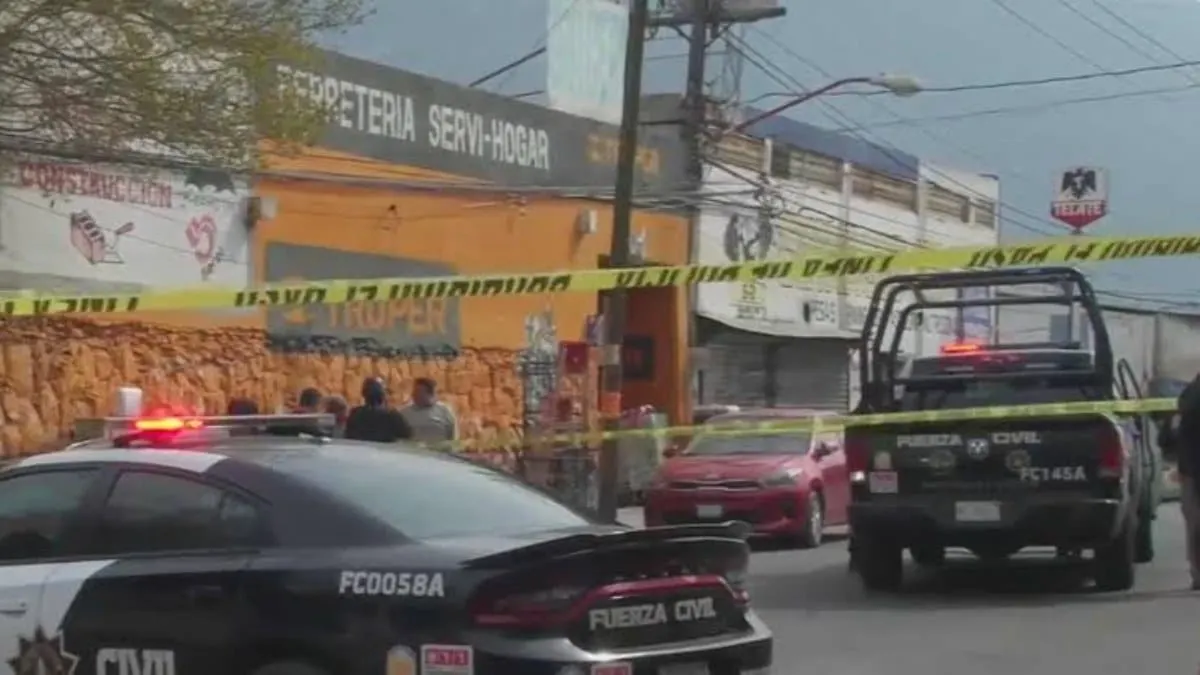 Hombres armados irrumpieron de manera violenta en la ferretería 'El Bronce'.